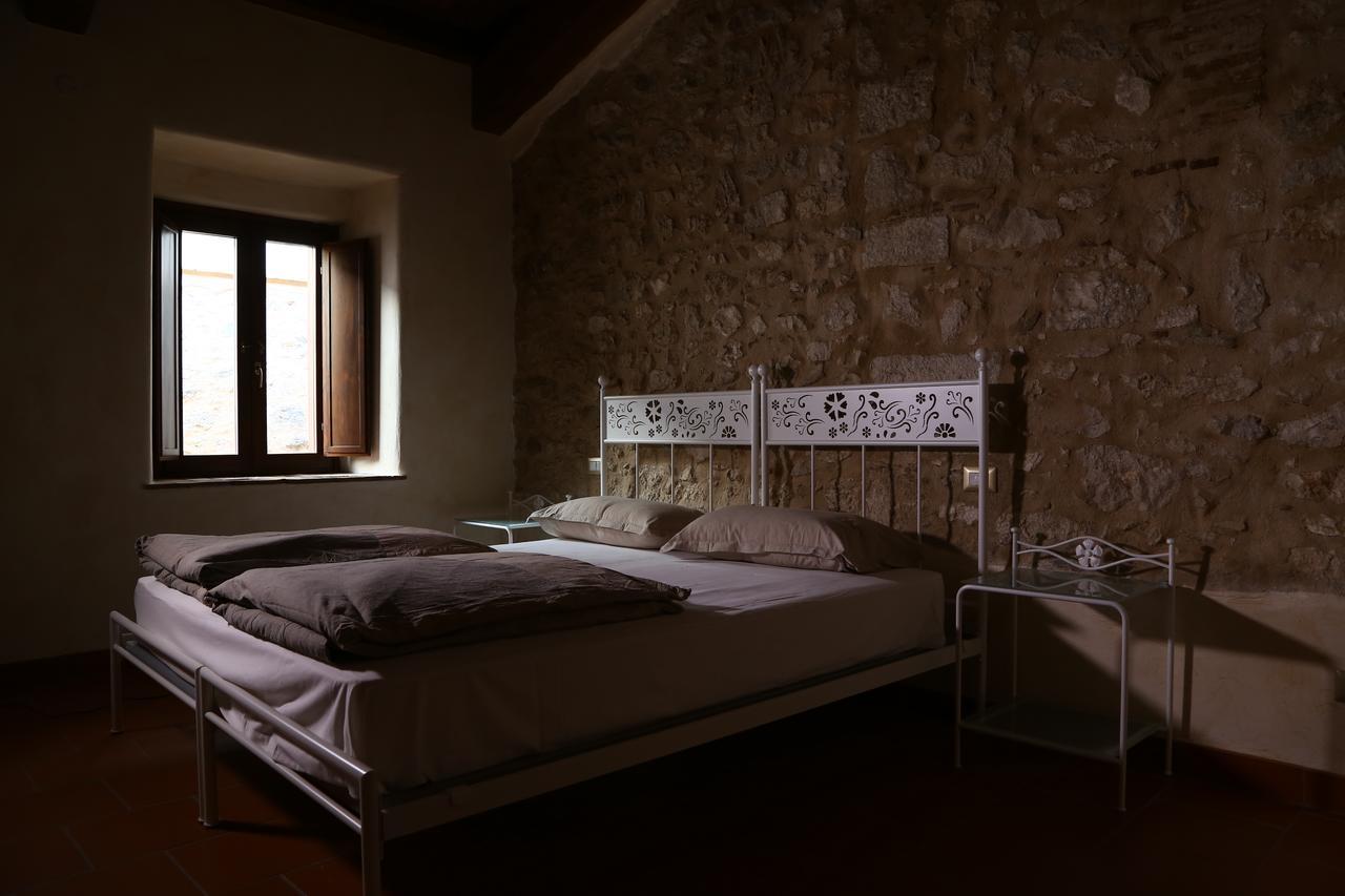 Monastero Di Sant'Erasmo Hotel Veroli ภายนอก รูปภาพ