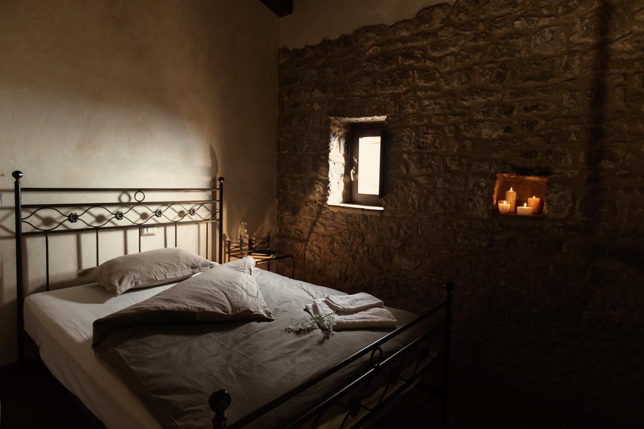 Monastero Di Sant'Erasmo Hotel Veroli ภายนอก รูปภาพ